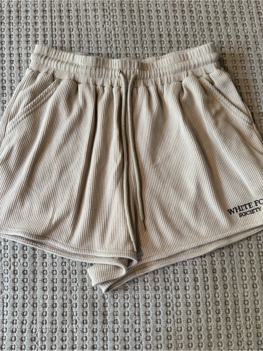 White Fox Cream Waffle-Knit Drawstring Women's Shorts size small
